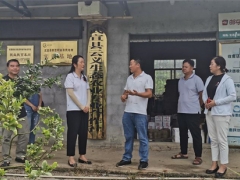 廣西自治區農業技術推廣站到來賓開展食用菌生產調研 ()