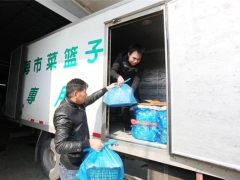 “磨菇小鎮”每日增加近15000份雙孢菇，疫情“大考”下廊下鎮正努力做好“保供考題 ()